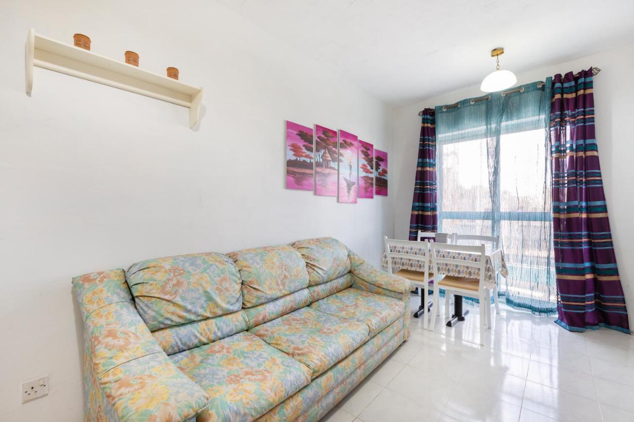 Ne1 - Lovely 2 Bedroom Apartment. Perfect Location Mellieħa Buitenkant foto