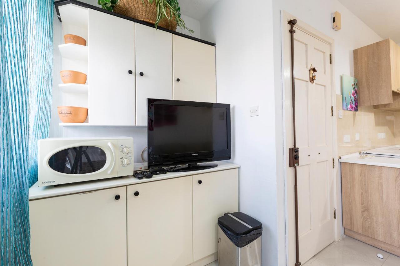 Ne1 - Lovely 2 Bedroom Apartment. Perfect Location Mellieħa Buitenkant foto